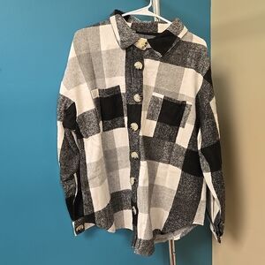 Size 2XL Women's Shacket Thick Flannel Long Sleeve Button Down Shirt Black White
